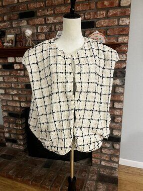 ✨ English Factory Textured Tweed Vest/Top – Size Large | Chic Grid Pattern ✨
